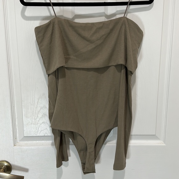 Bodysuit - Picture 4 of 6